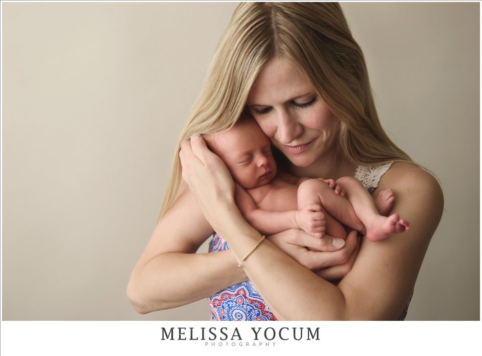 Castle Rock Newborn Photographer snuggle